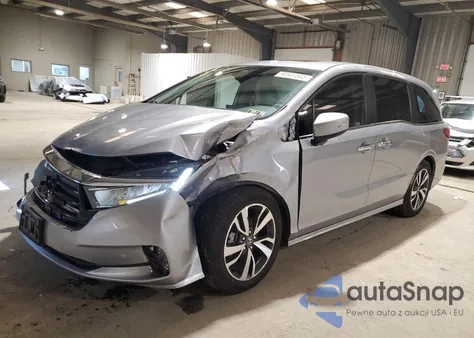 2022 Honda Odyssey Touring from USA, damaged, VIN 5FNRL6H87NB054500